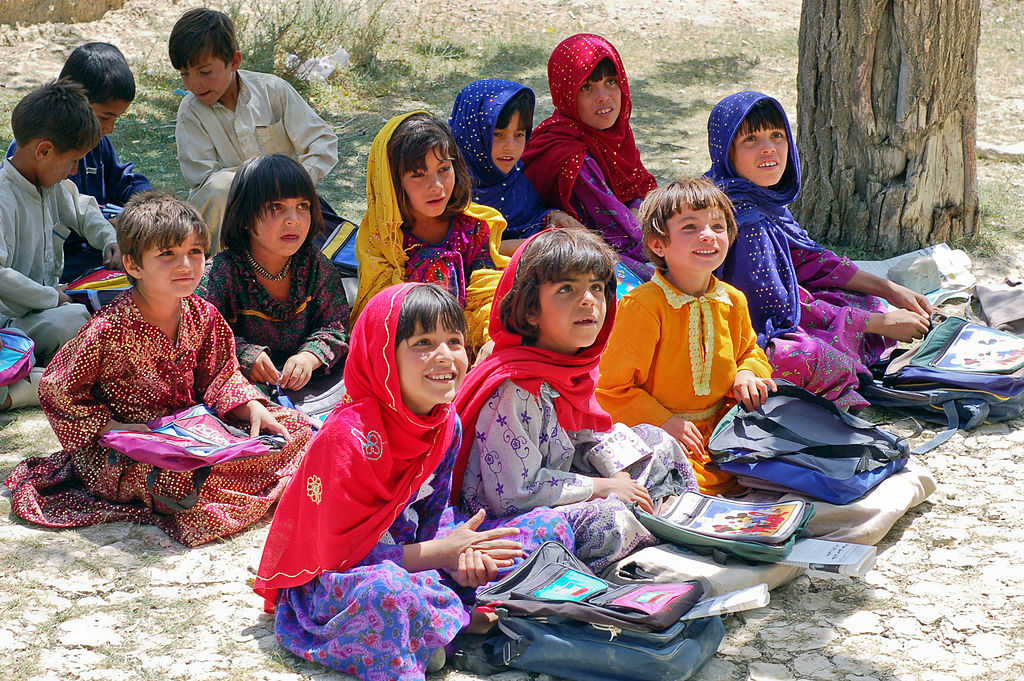 1024px-Schoolgirls_in_Bamozai