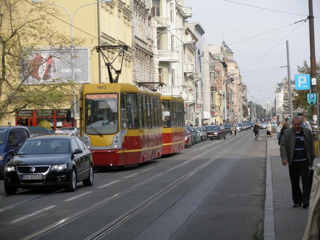 Ulice Zielona i Narutowicza w Łodzi są notorycznie zakorkowane przez samochody