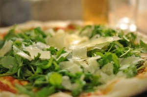 pizza-366365_640